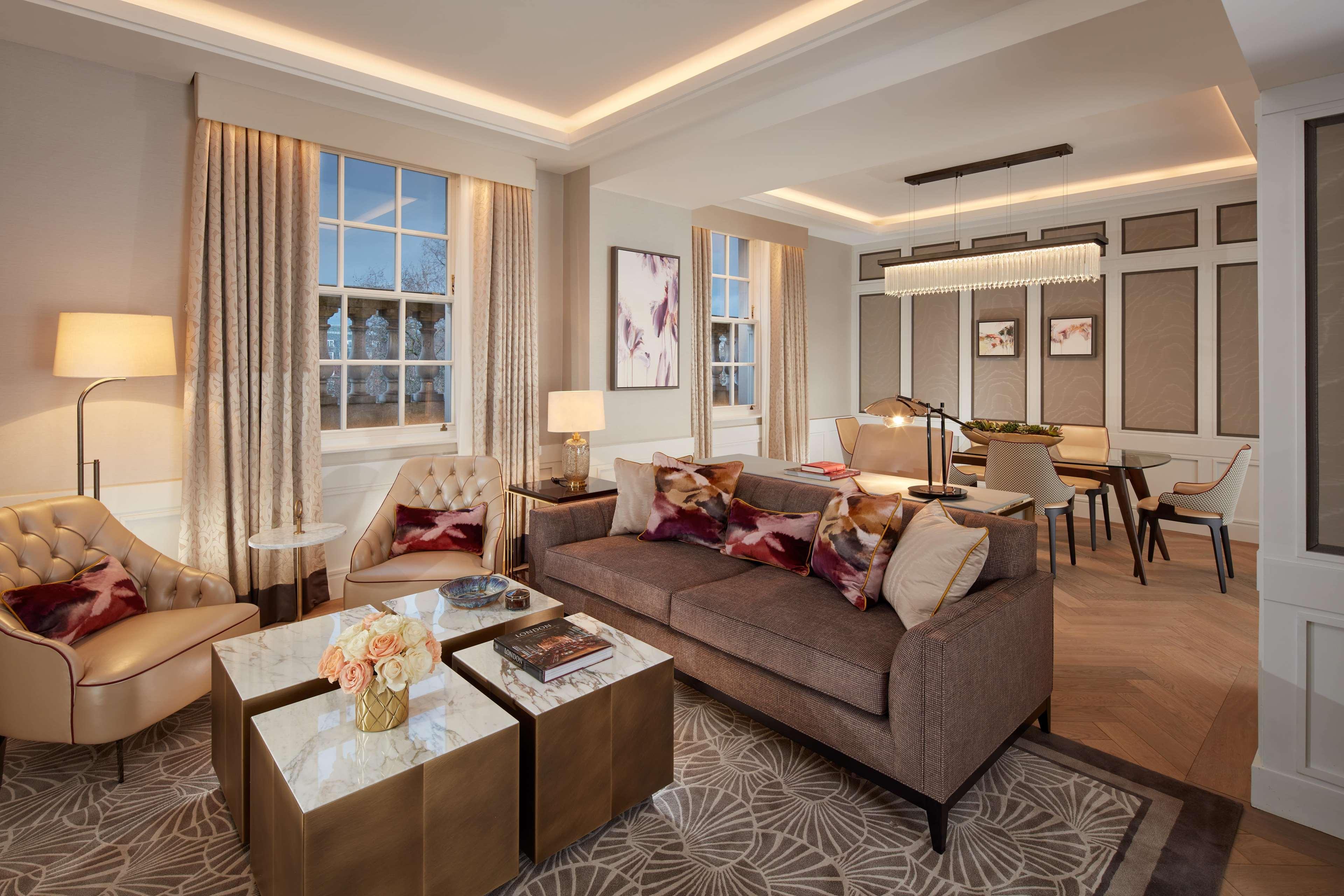 The Biltmore Mayfair Londra Esterno foto The Drawing Room at The Ivy Collection