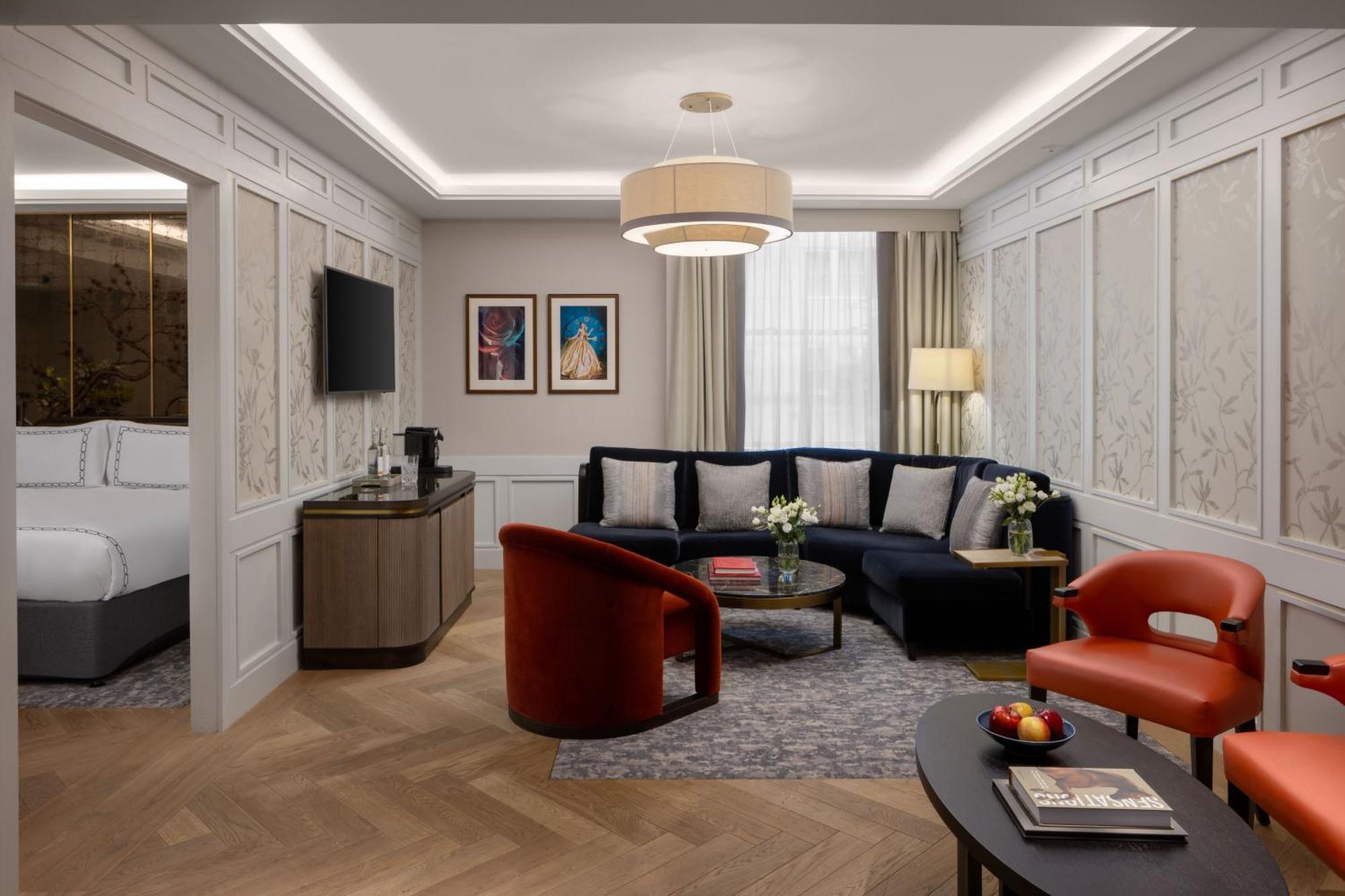 The Biltmore Mayfair Londra Esterno foto The interior of a suite at The Ivy Collection